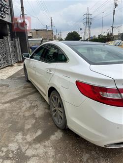 هیۆندای ازێرا